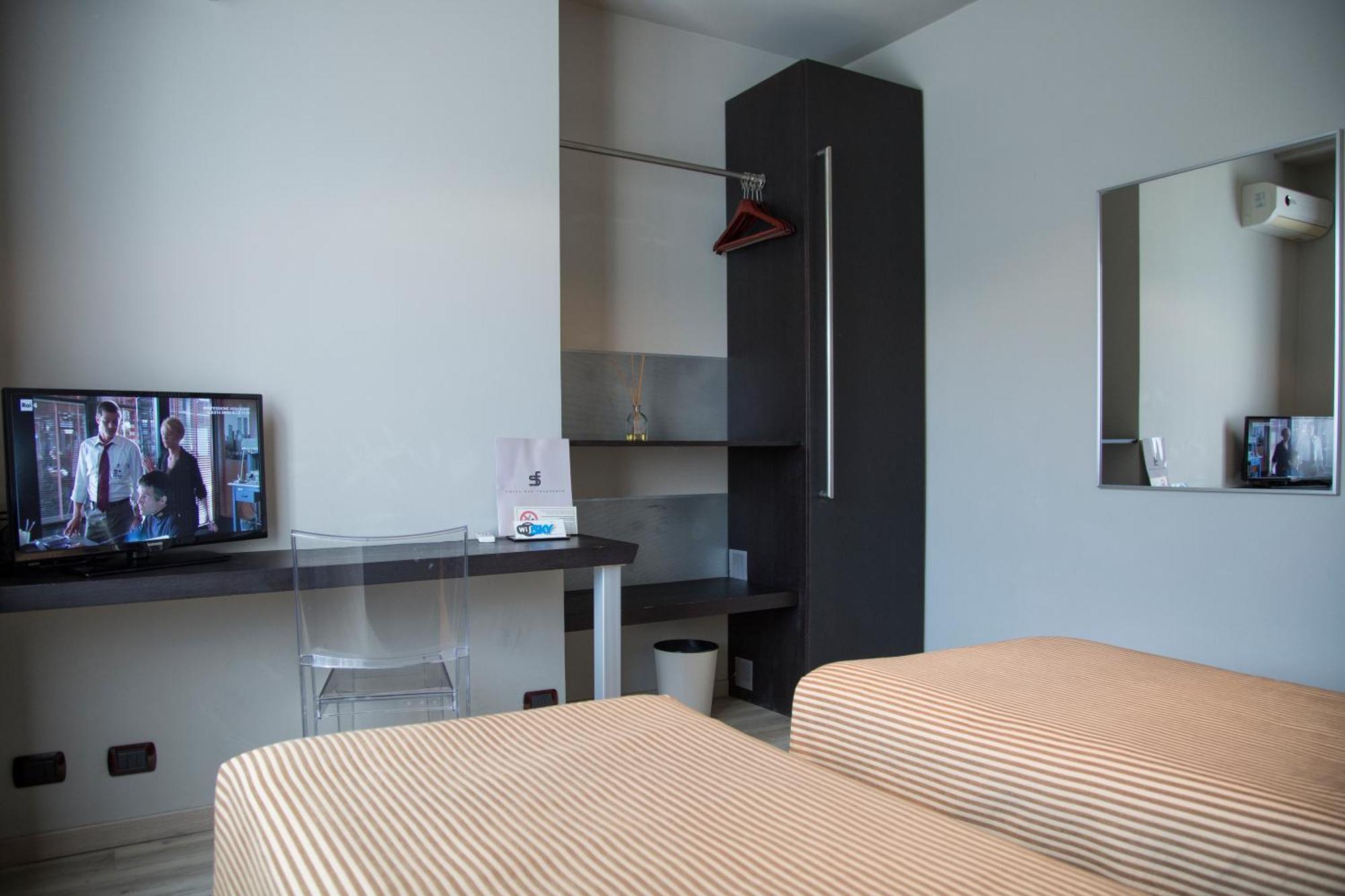 Hotel San Francesco Borgomanero Luaran gambar