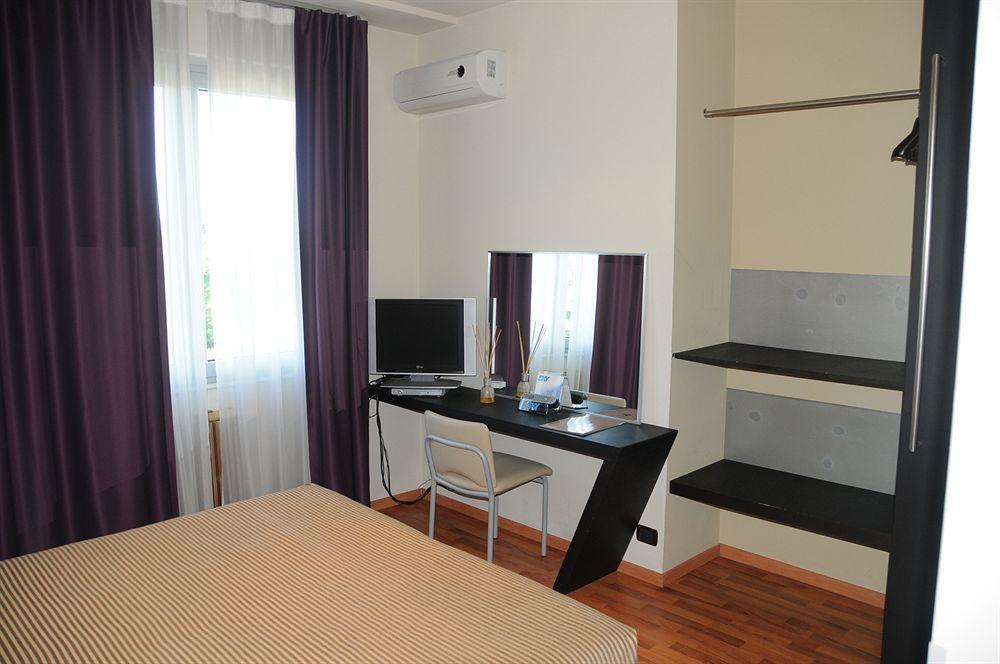 Hotel San Francesco Borgomanero Luaran gambar