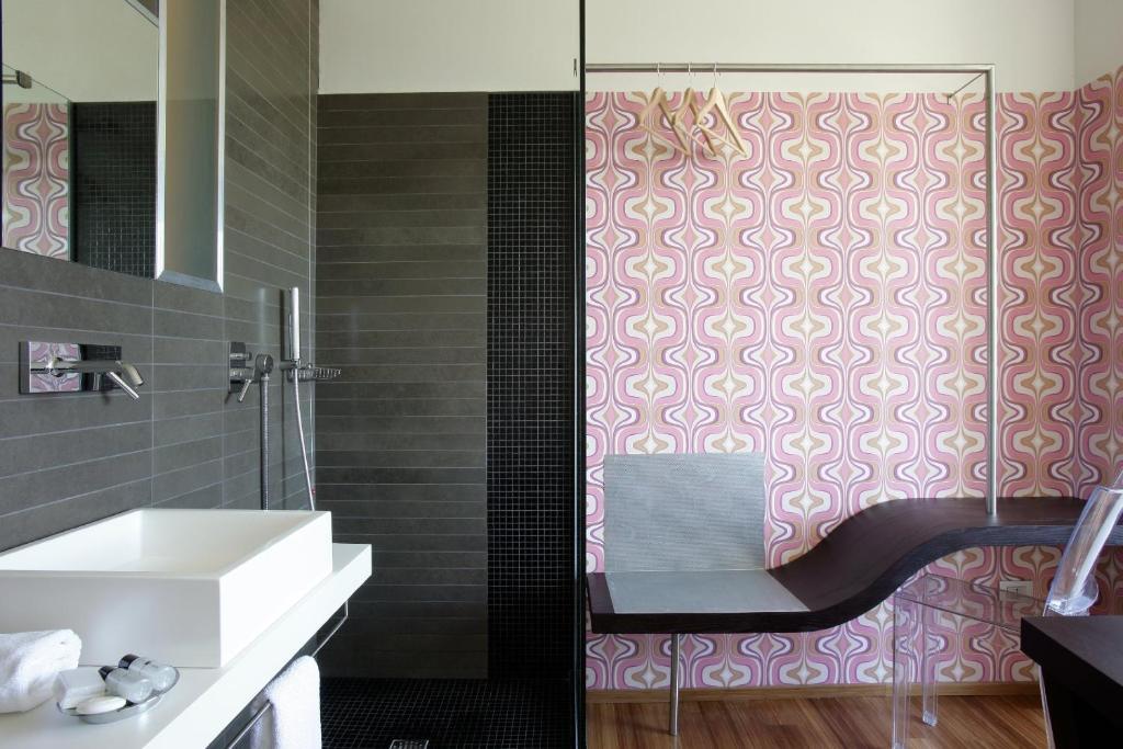 Hotel San Francesco Borgomanero Bilik gambar
