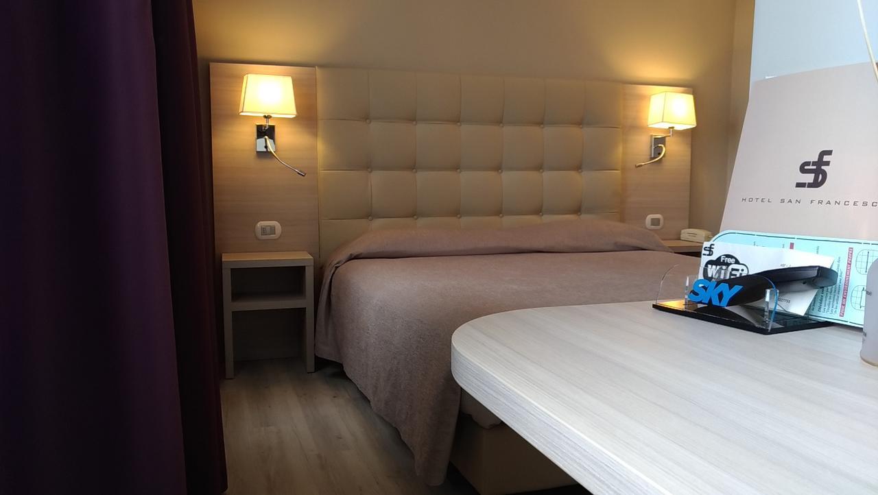 Hotel San Francesco Borgomanero Luaran gambar