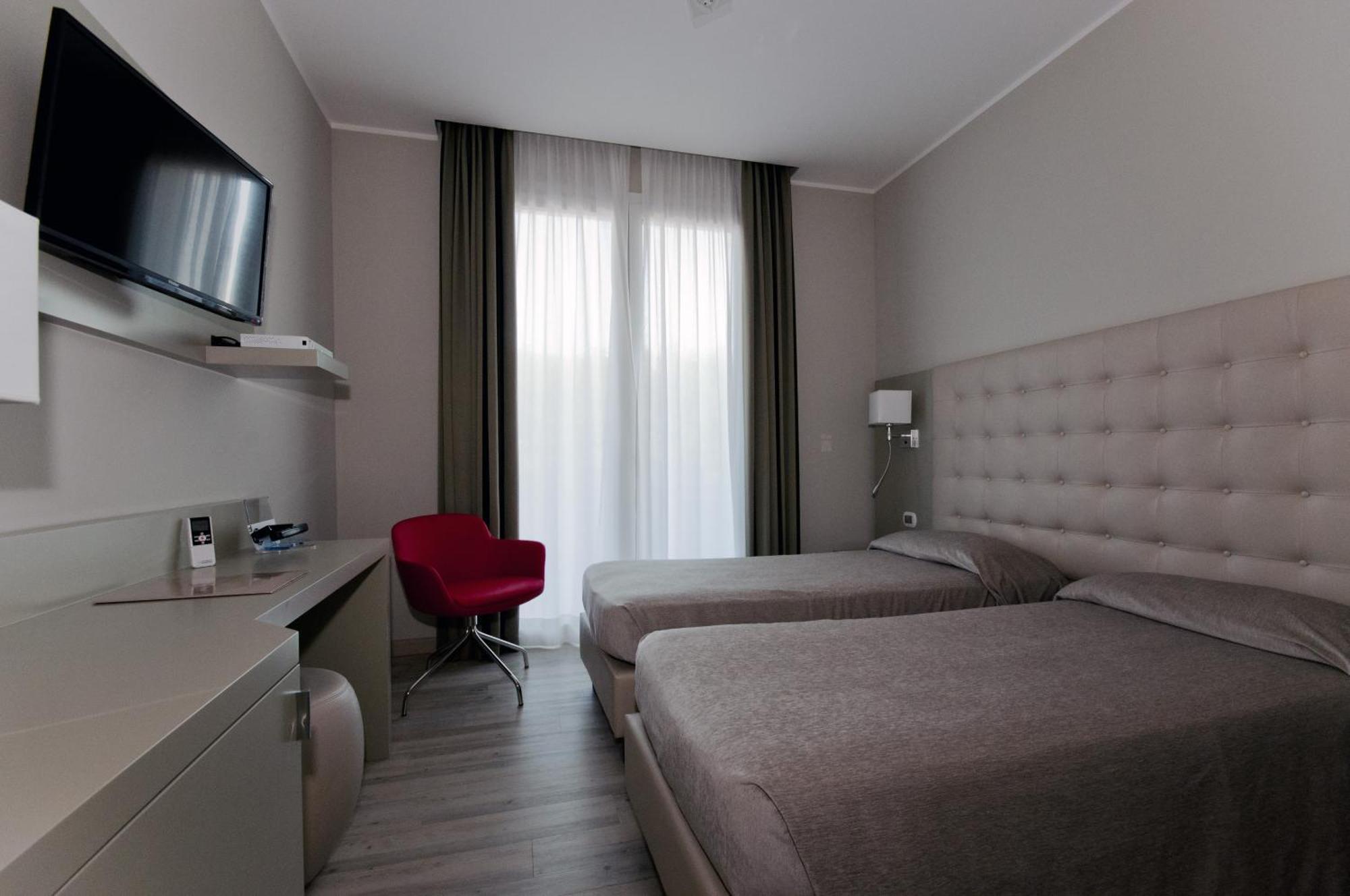 Hotel San Francesco Borgomanero Luaran gambar